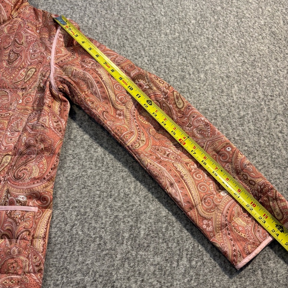 Liz Claiborne Women’s Small Reversible Quilted Jacket Pink Paisley - Picture 8 of 8